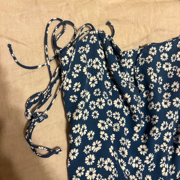 Reformation Presley Mini Dress in Dana - Picture 8 of 8